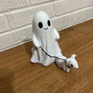 Source Unknown White Ghost Figurine with Black Accents